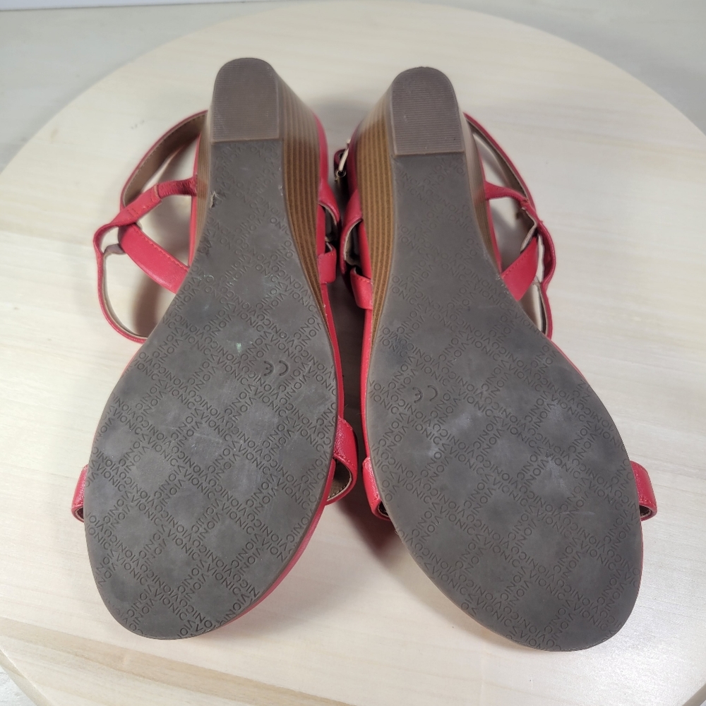 Vionic Port Cali Red Demi Wedge Open Toe Strappy Sandal Womens size 6.5 W - Picture 7 of 10